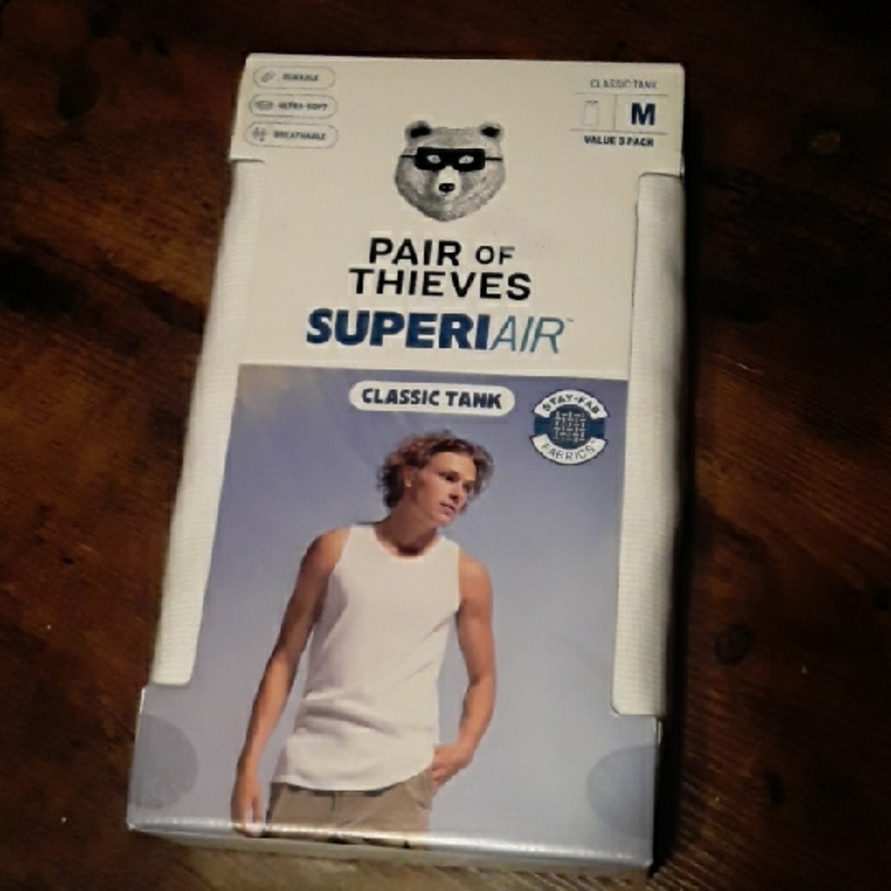 NWT Men's Medium (31"-33") Pair Of Thieves 3 Pack White Ribbed Classic Tank